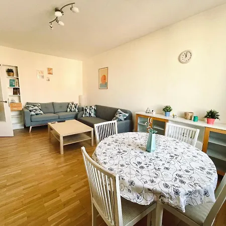 Apartment 2-bdr Flat Near The Mall, Spacious & Cozy By Flat Mаnager Sofia