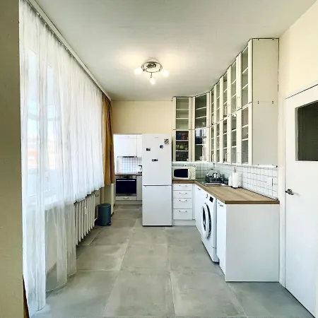 Apartment 2-bdr Flat Near The Mall, Spacious & Cozy By Flat Mаnager *